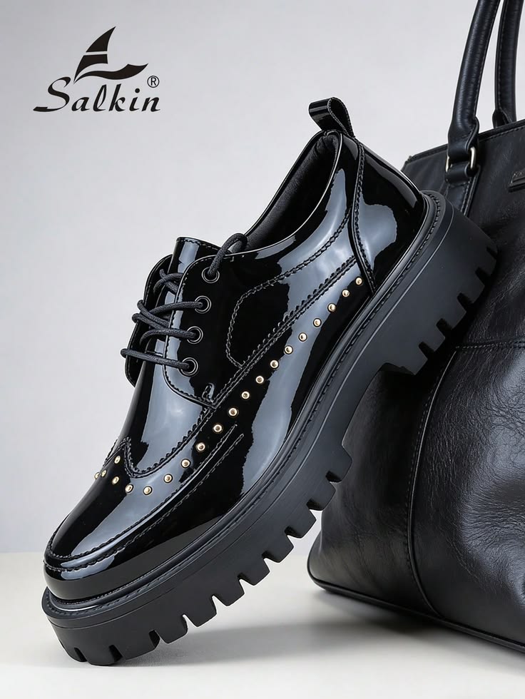 Men Classic Shoe 10