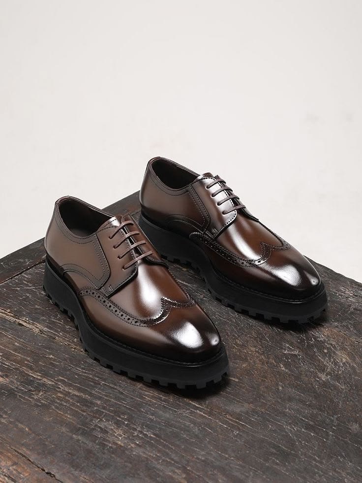 Men Classic Shoe 5