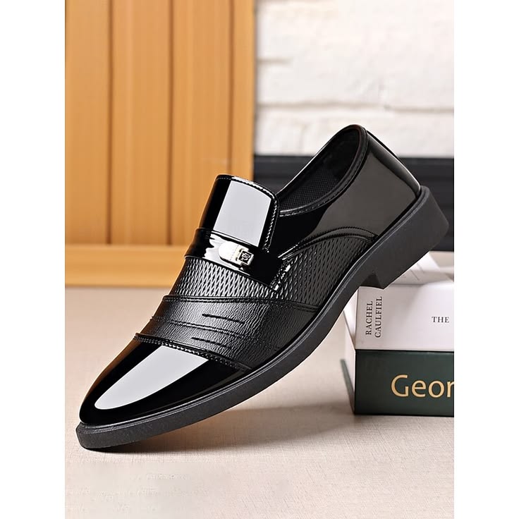 Men Classic Shoe 6